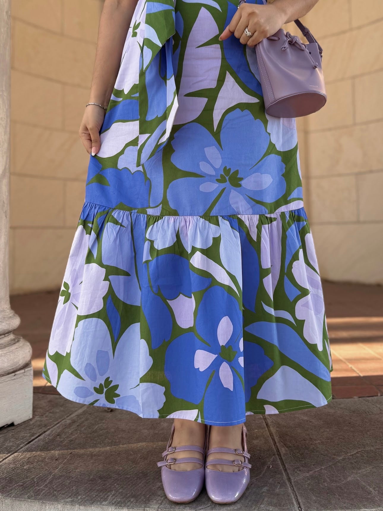 Vestido Midi Floral Cruzado