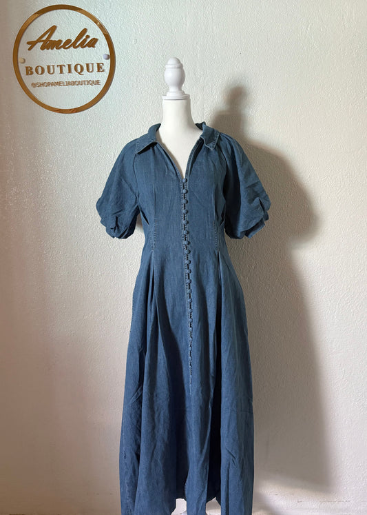 Vestido de mangas abullonadas